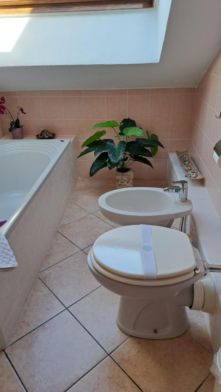 Casa Paola - Stazione 400 Mt - Free Wifi Apartment Arcore Exterior photo