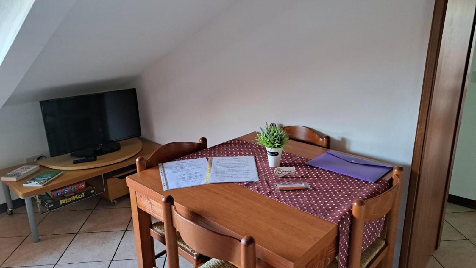 Casa Paola - Stazione 400 Mt - Free Wifi Apartment Arcore Exterior photo